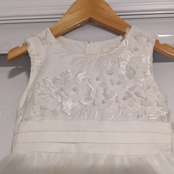 Blink Blank Girls Dress - Picture 2 of 8